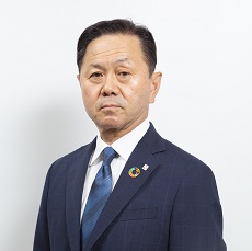 白井　利幸